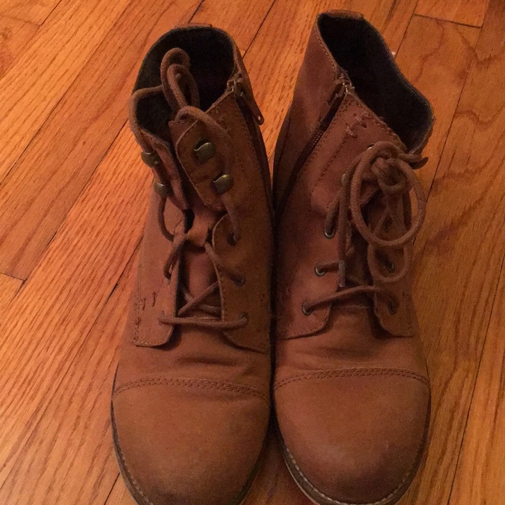 Tan boots
